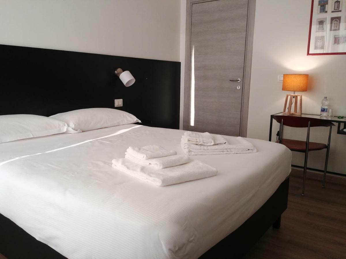 Parcosantateresa Suites Loc-02279 Verona Eksteriør billede